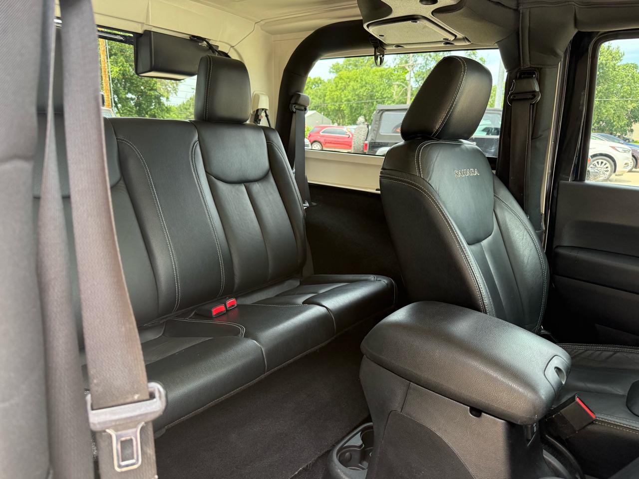 Jeep Wrangler 4WD 2dr Sahara 2016