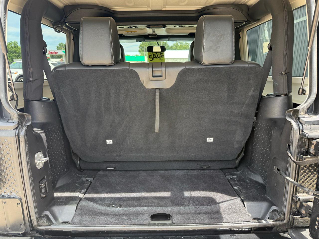 Jeep Wrangler 4WD 2dr Sahara 2016