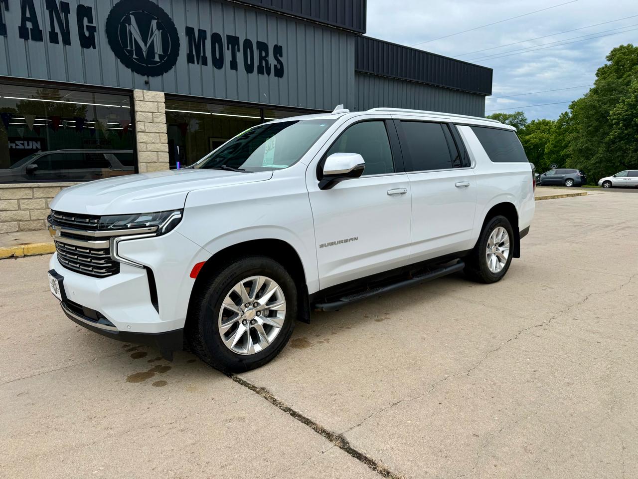 Chevrolet Suburban 4WD 4dr Premier 2022