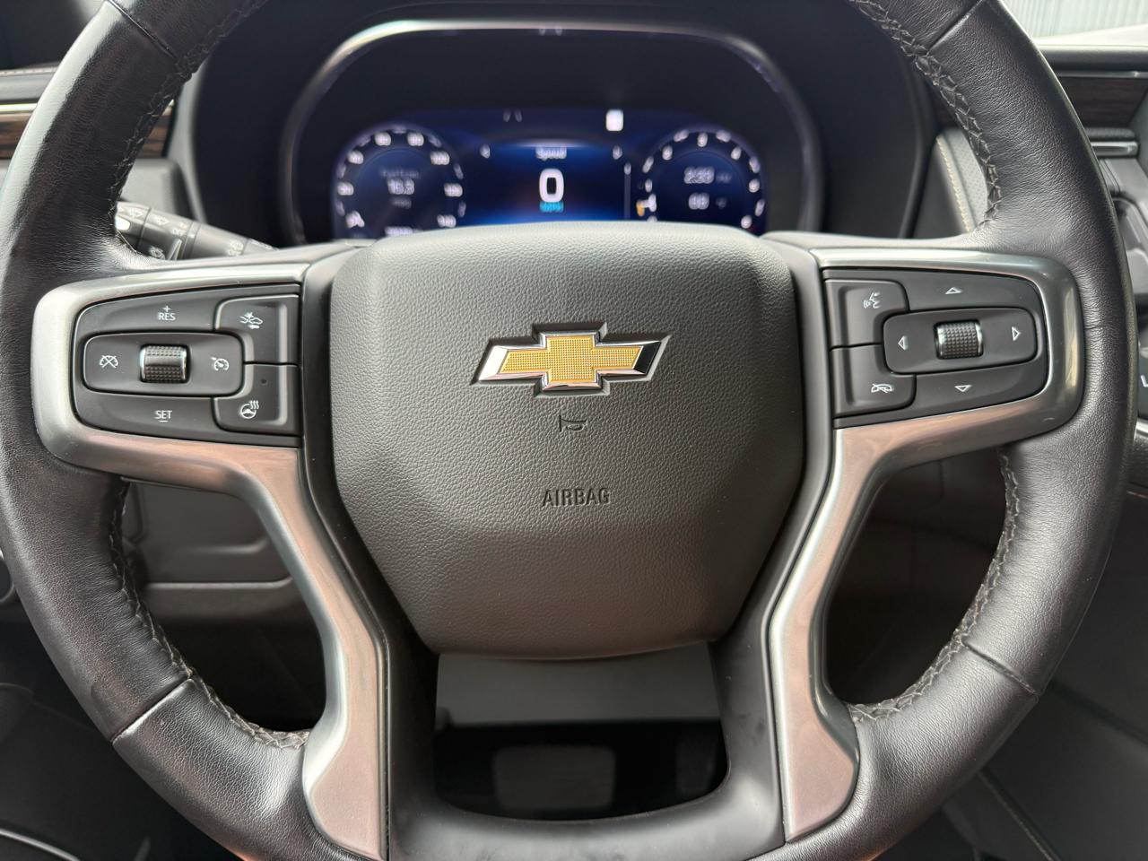 Chevrolet Suburban 4WD 4dr Premier 2022