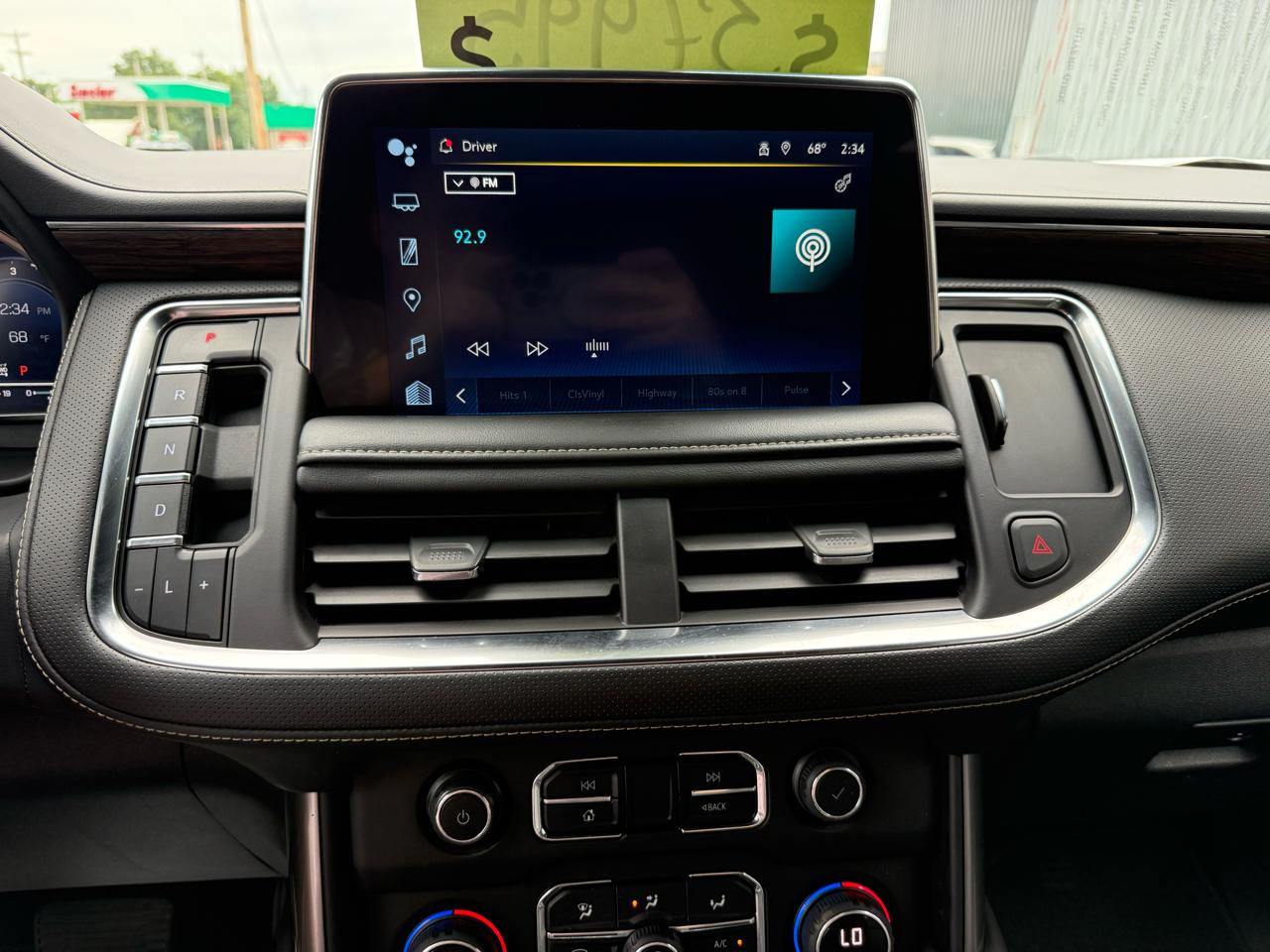 Chevrolet Suburban 4WD 4dr Premier 2022