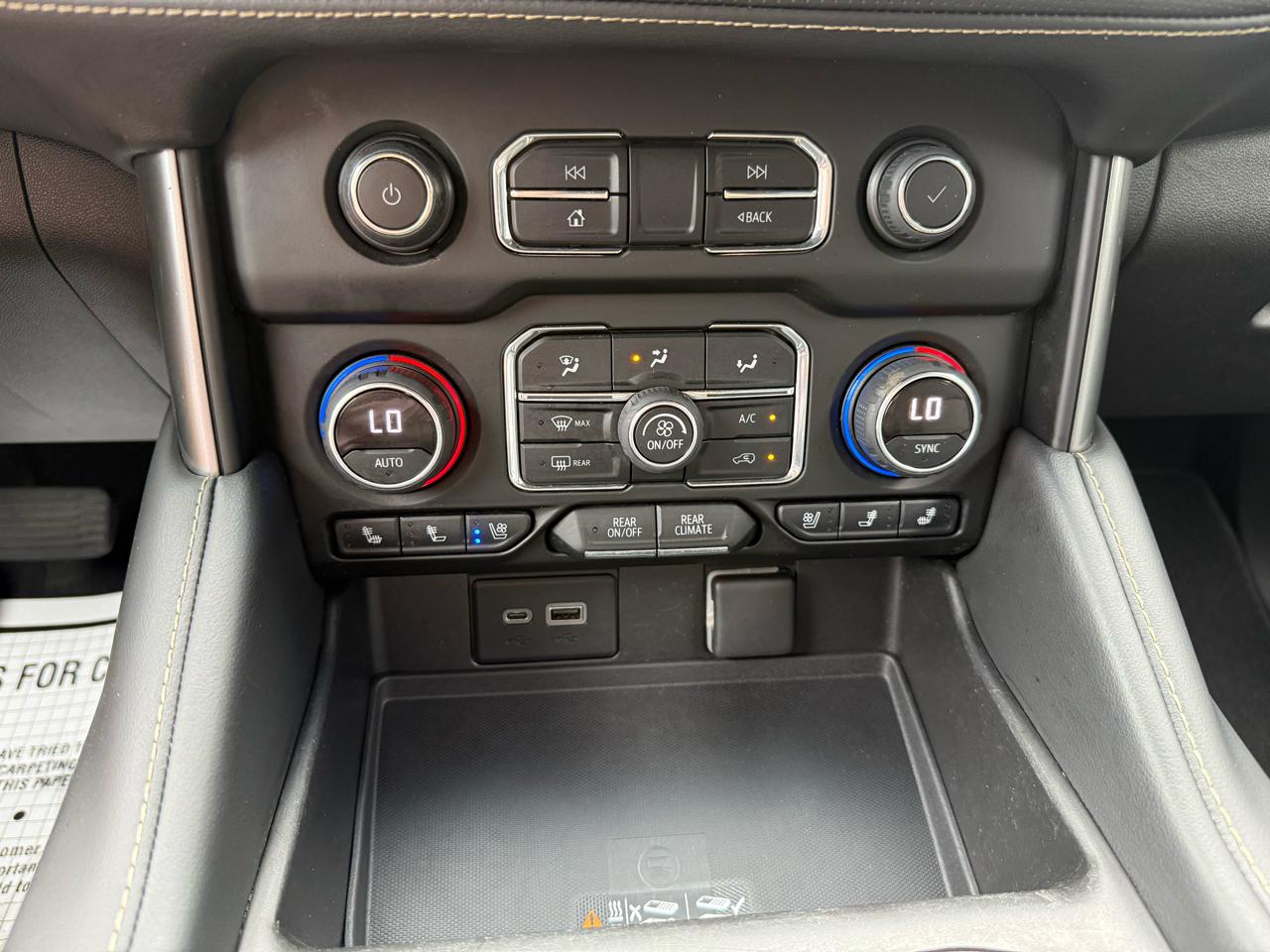 Chevrolet Suburban 4WD 4dr Premier 2022