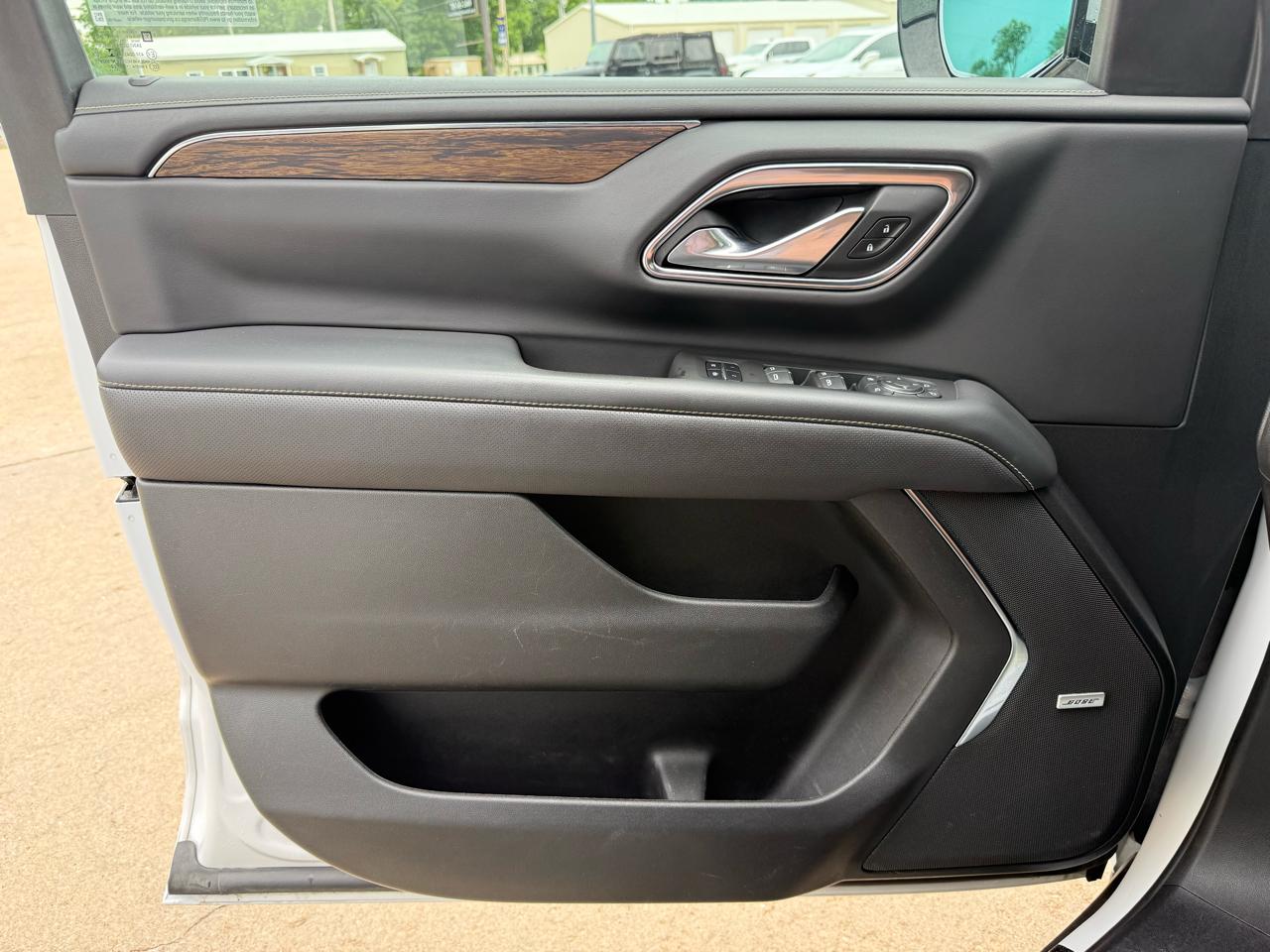 Chevrolet Suburban 4WD 4dr Premier 2022