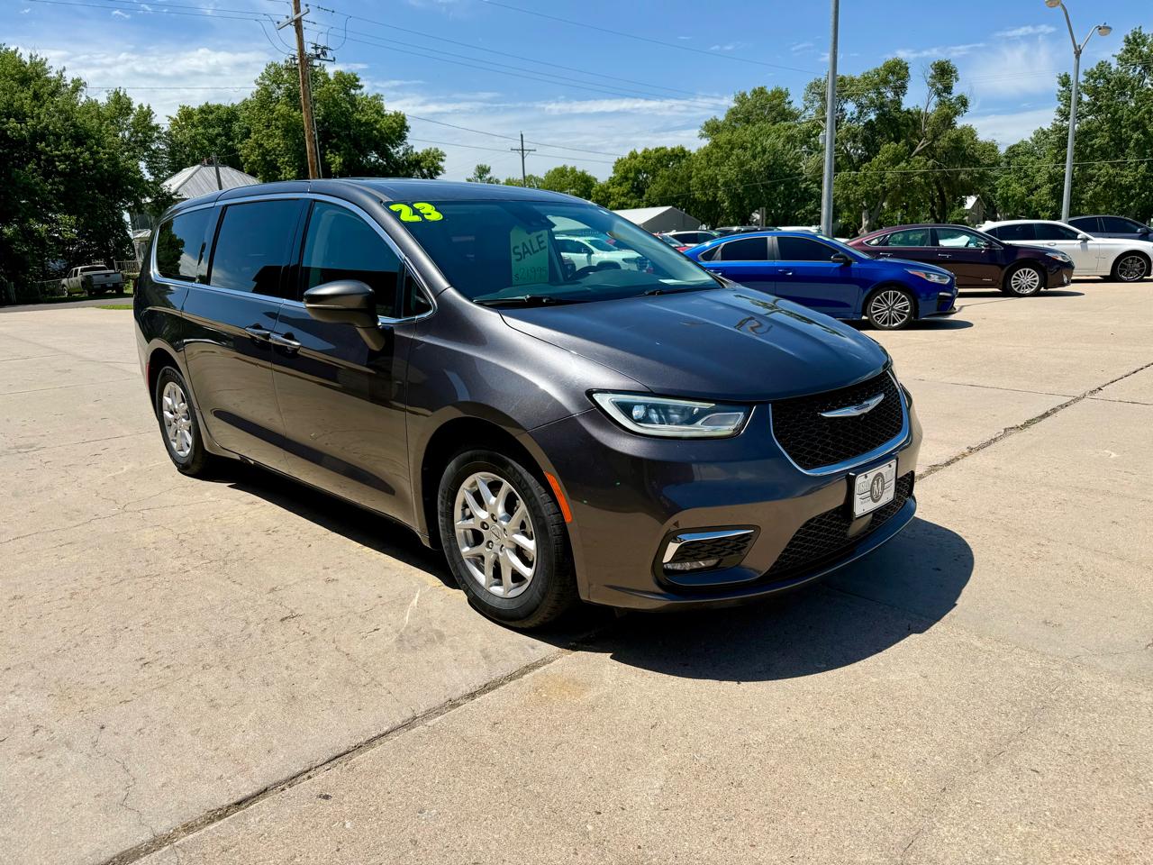 Chrysler Pacifica Touring L FWD 2023