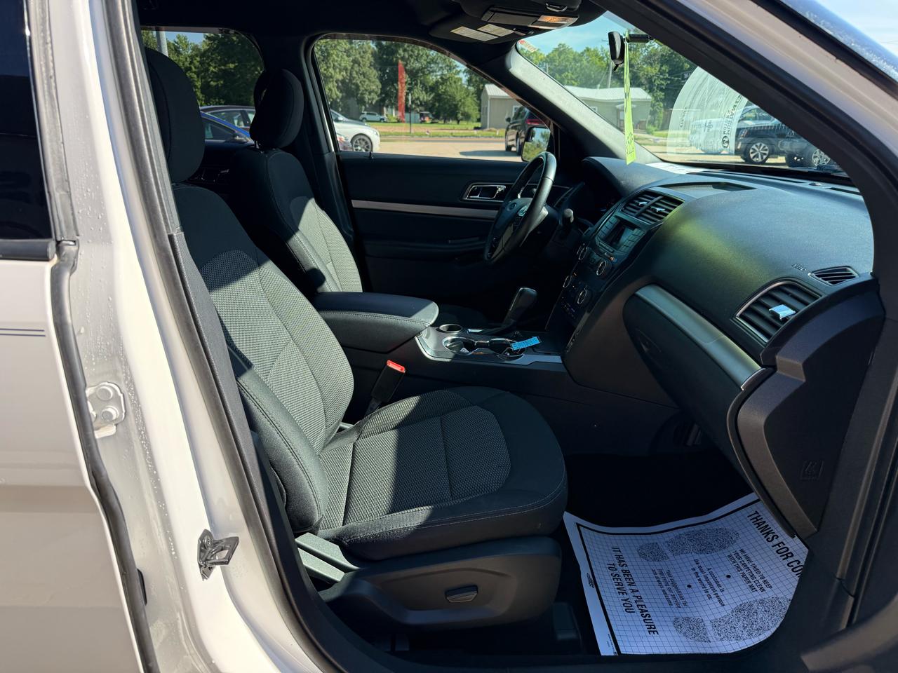 Ford Explorer 4dr XLT 2019