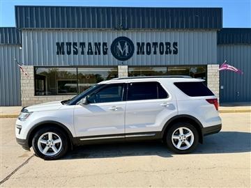 2019 Ford Explorer 4dr XLT