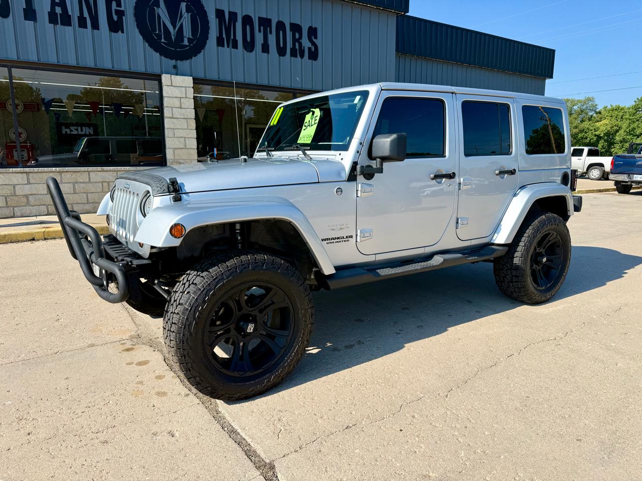 Jeep Wrangler Unlimited 4WD 4dr Sahara 2011