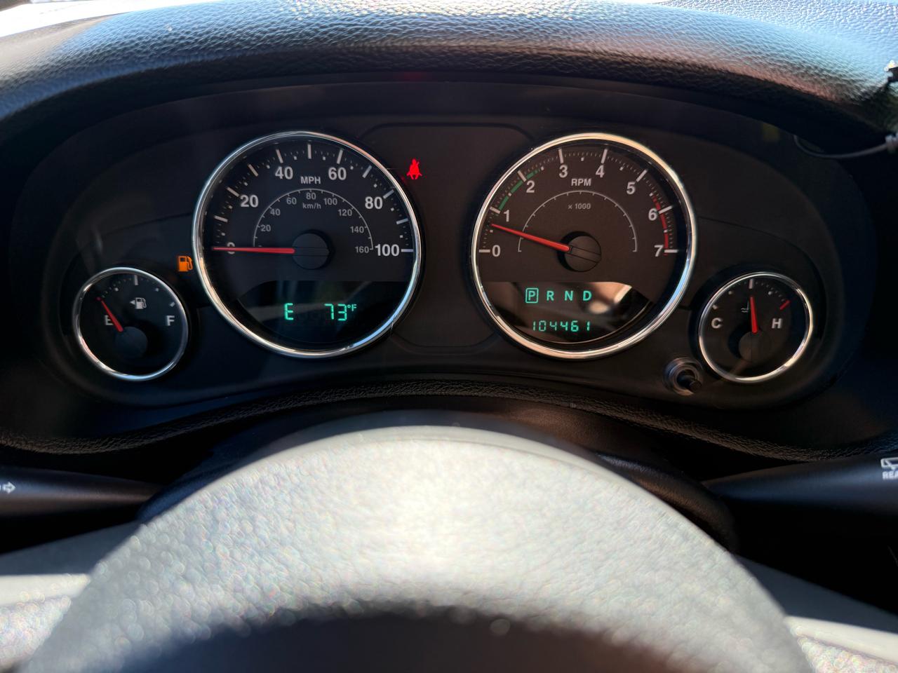 Jeep Wrangler Unlimited 4WD 4dr Sahara 2011