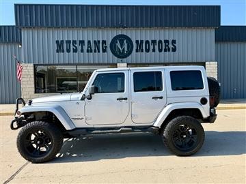 2011 Jeep Wrangler Unlimited 4WD 4dr Sahara