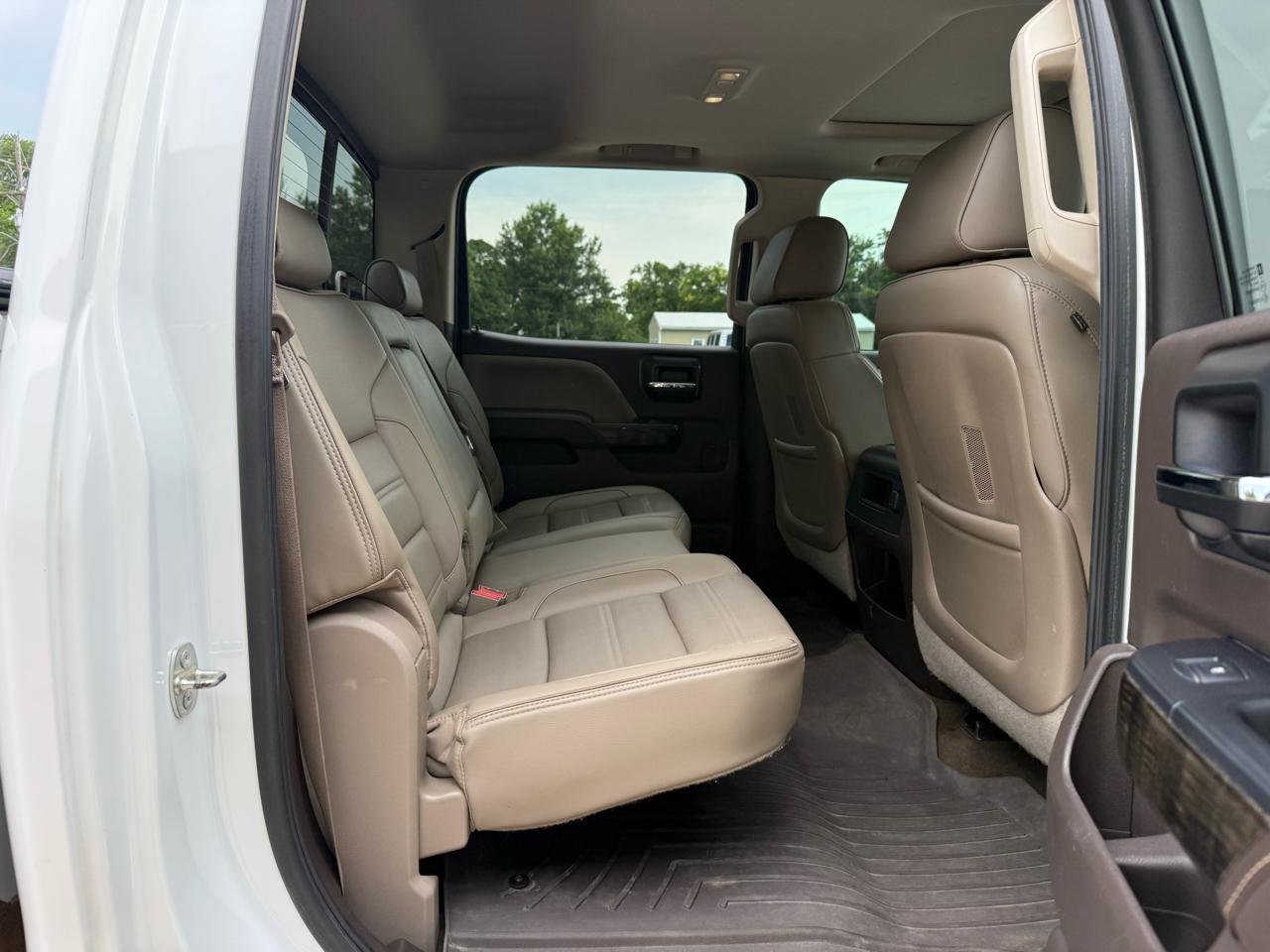 GMC Sierra 2500HD available WiFi 4WD Crew Cab 153.7" Denali 2015
