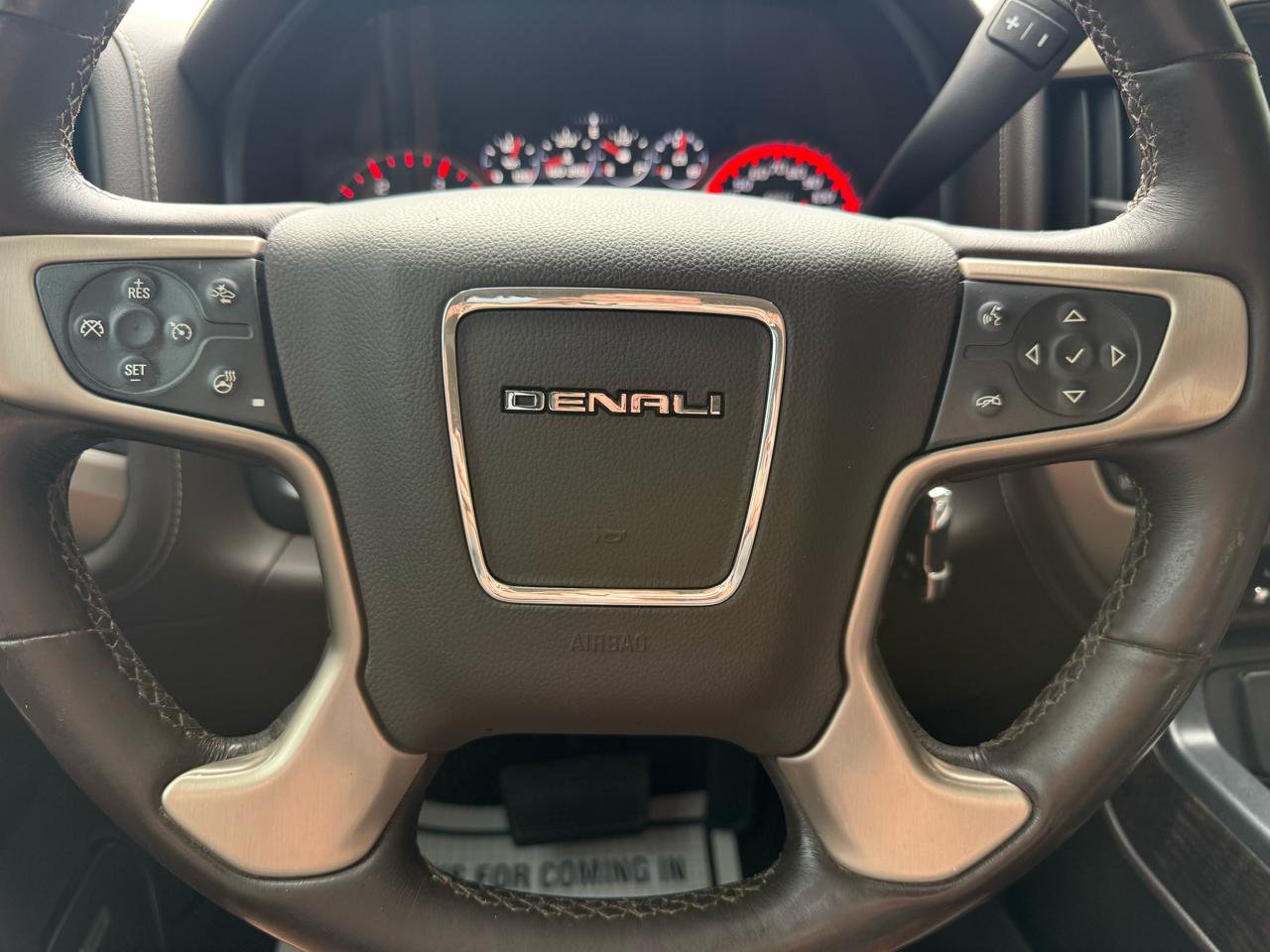 GMC Sierra 2500HD available WiFi 4WD Crew Cab 153.7" Denali 2015