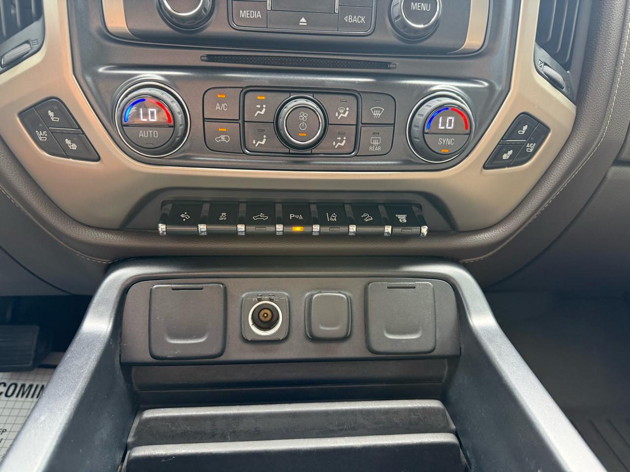 GMC Sierra 2500HD available WiFi 4WD Crew Cab 153.7" Denali 2015