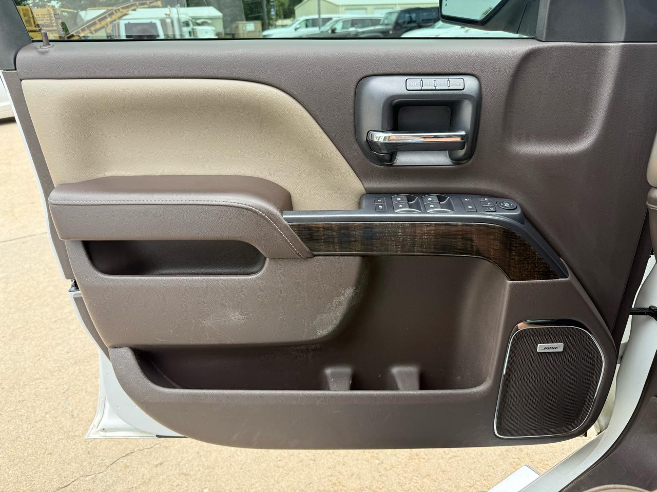 GMC Sierra 2500HD available WiFi 4WD Crew Cab 153.7" Denali 2015