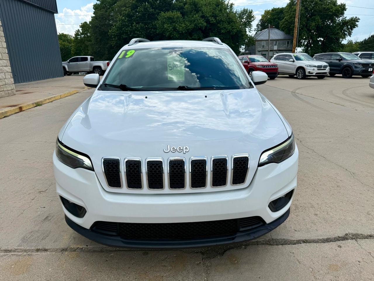 Jeep Cherokee Latitude FWD 2019