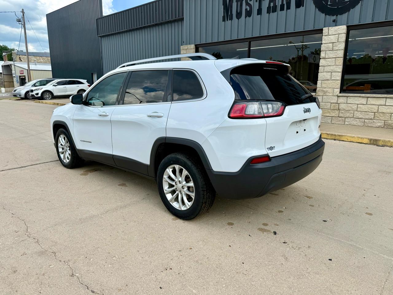 Jeep Cherokee Latitude FWD 2019