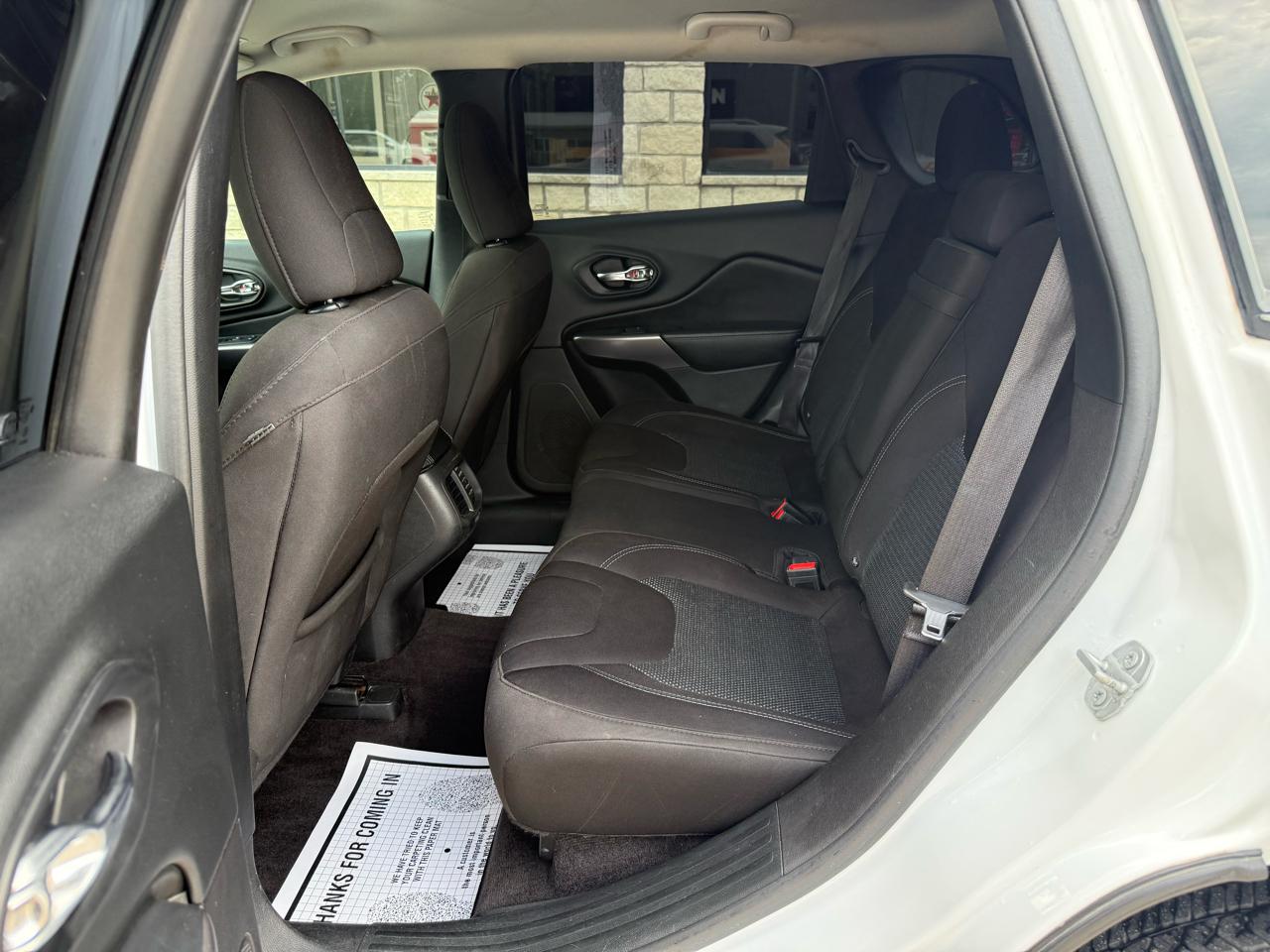 Jeep Cherokee Latitude FWD 2019