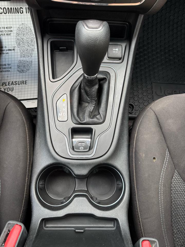 Jeep Cherokee Latitude FWD 2019