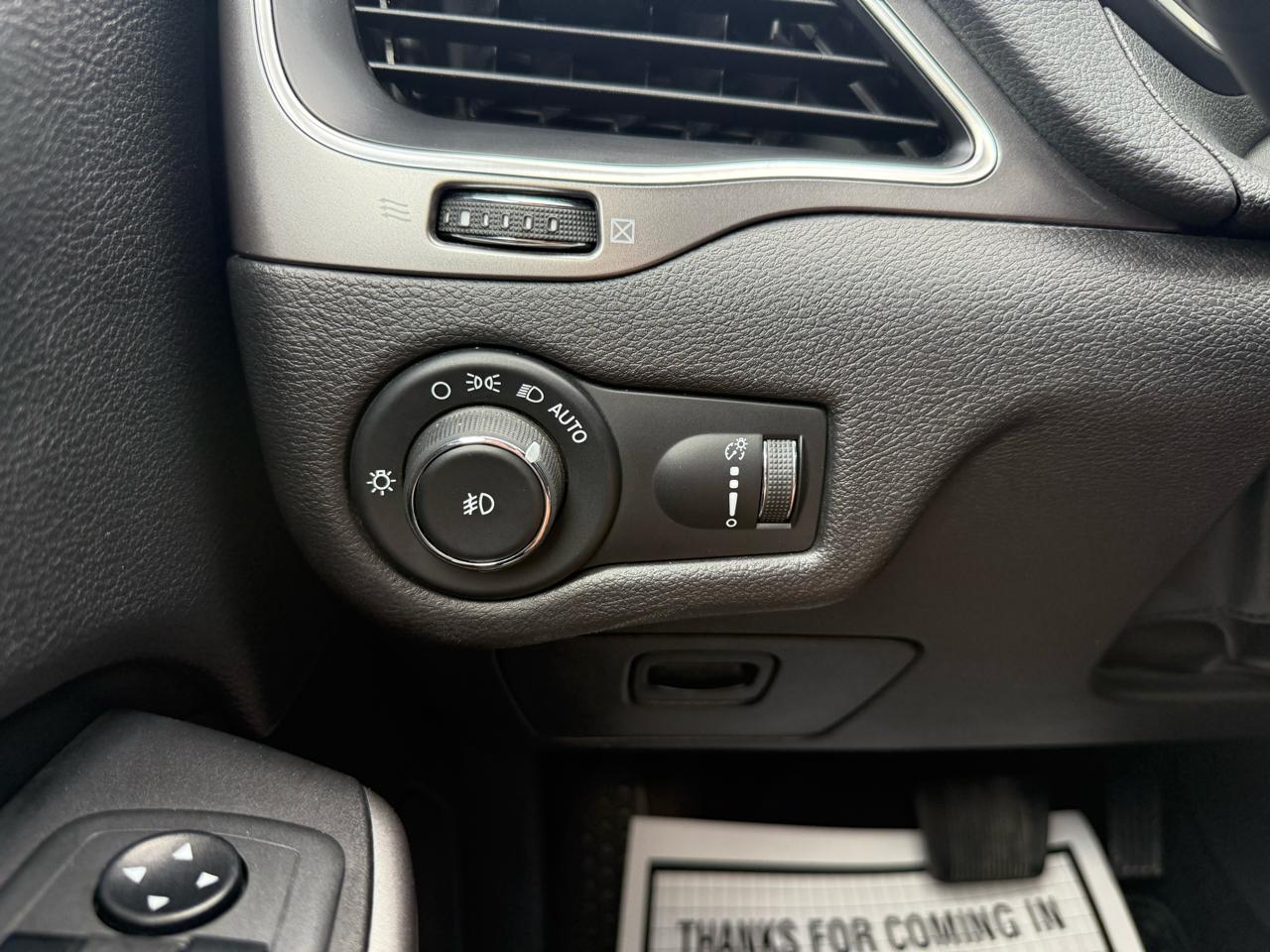 Jeep Cherokee Latitude FWD 2019