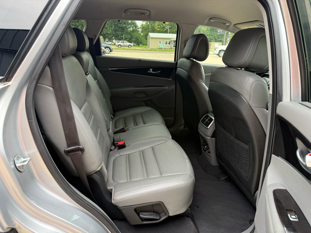Kia Sorento FWD 4dr 3.3L EX 2016