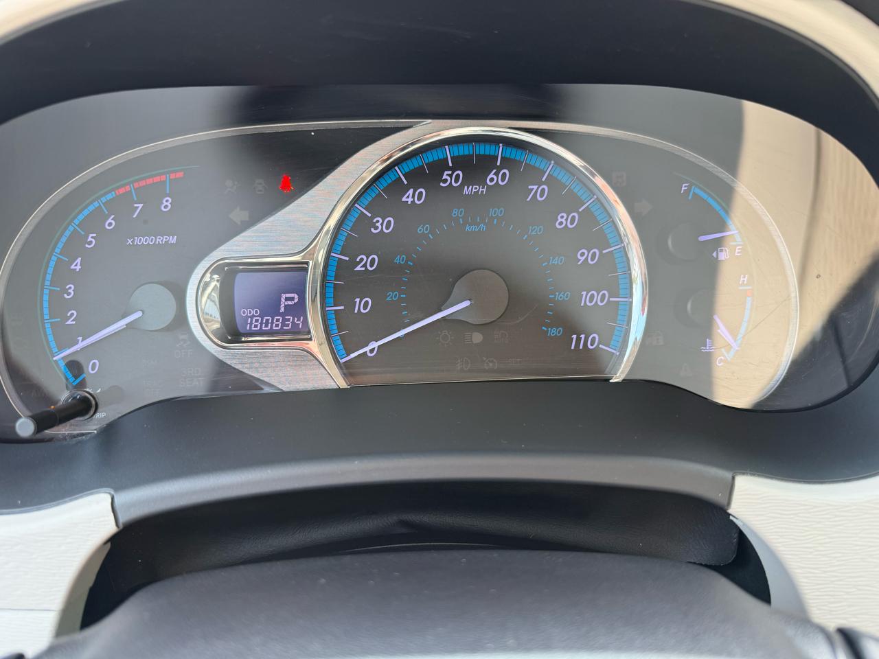 Toyota Sienna 5dr 7-Pass Van V6 XLE FWD (Natl) 2014
