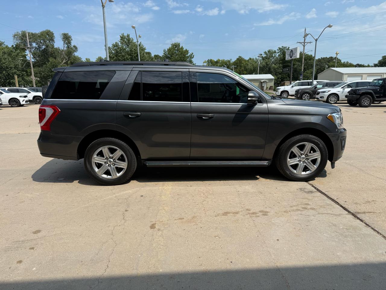 Ford Expedition XLT 4x4 2021