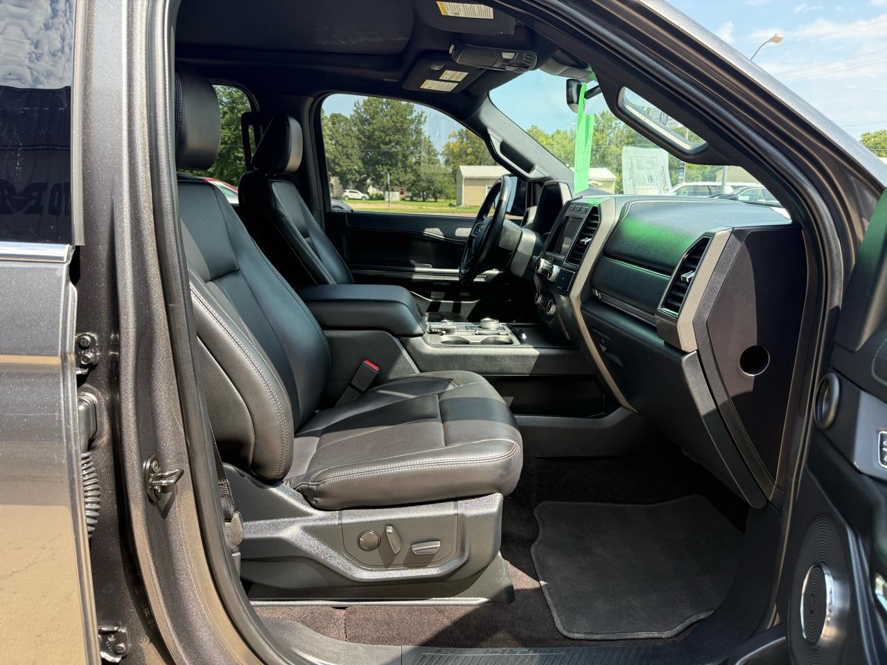 Ford Expedition XLT 4x4 2021