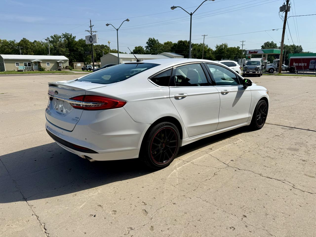 Ford Fusion SE FWD 2017