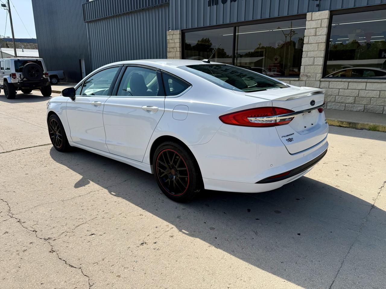 Ford Fusion SE FWD 2017