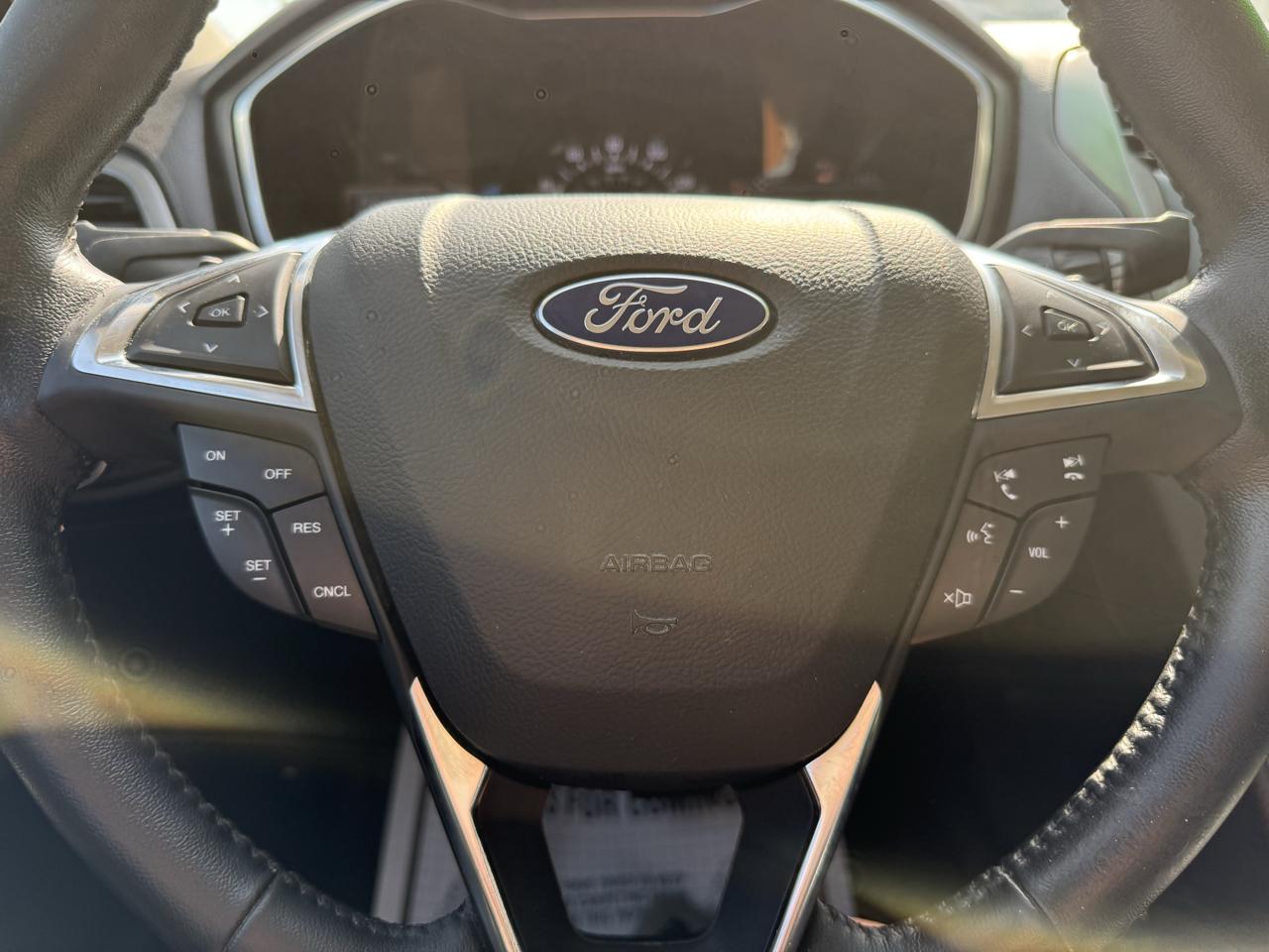 Ford Fusion SE FWD 2017