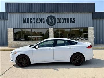 2017 Ford Fusion SE FWD
