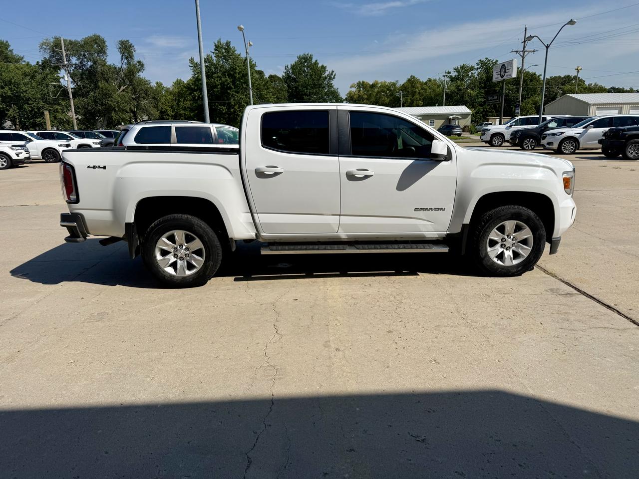 GMC Canyon 4WD Crew Cab 128.3" SLE 2016