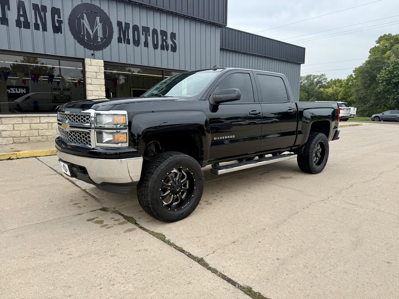 Chevrolet Silverado 1500 4WD Crew Cab 143.5" LT w/1LT 2014