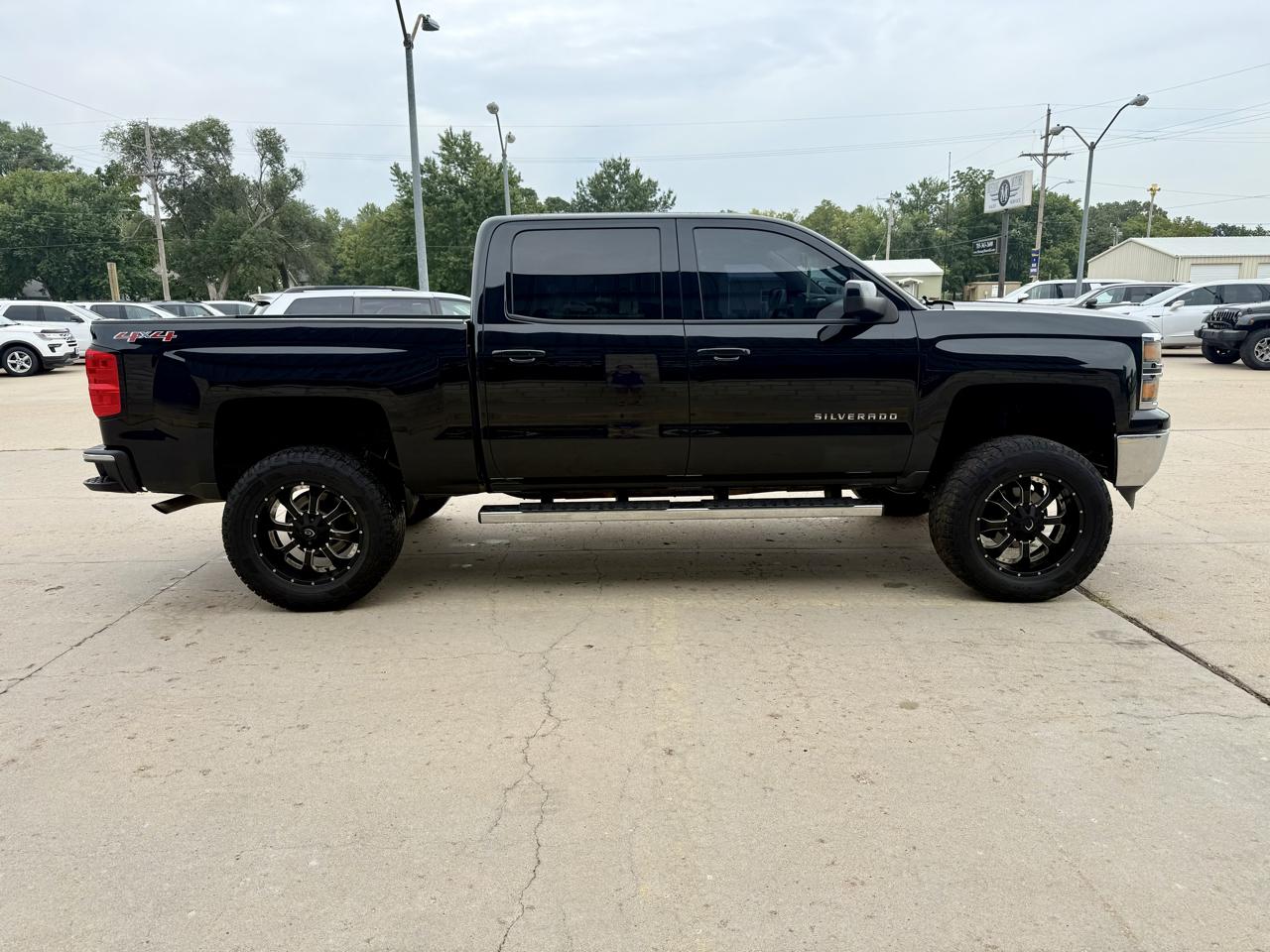 Chevrolet Silverado 1500 4WD Crew Cab 143.5" LT w/1LT 2014