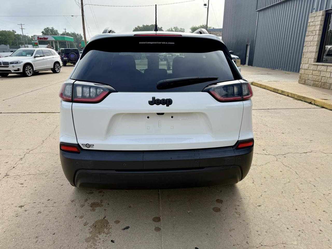 Jeep Cherokee Altitude FWD 2021