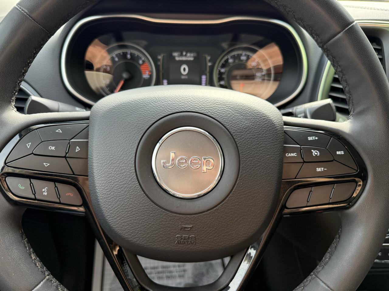 Jeep Cherokee Altitude FWD 2021
