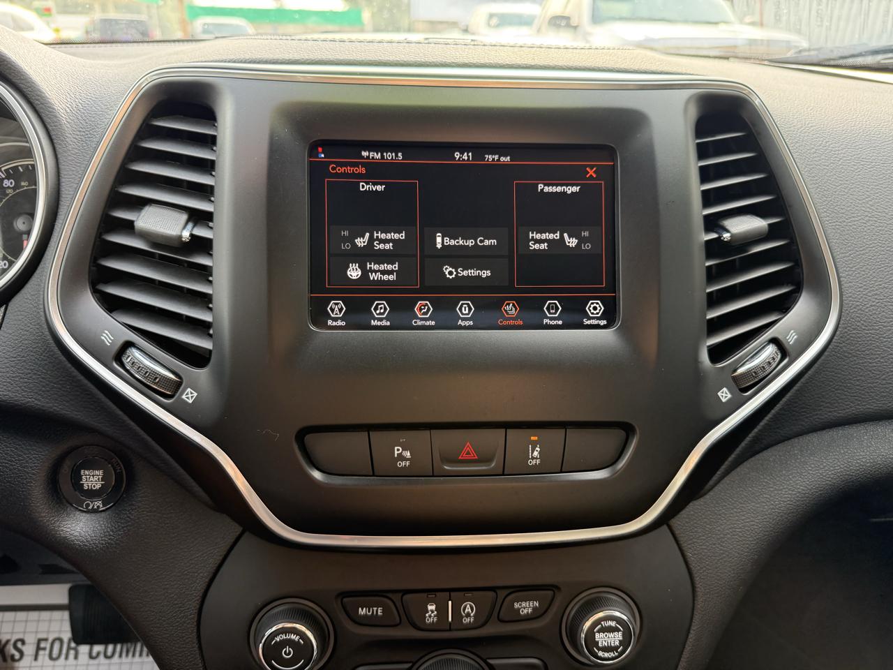 Jeep Cherokee Altitude FWD 2021