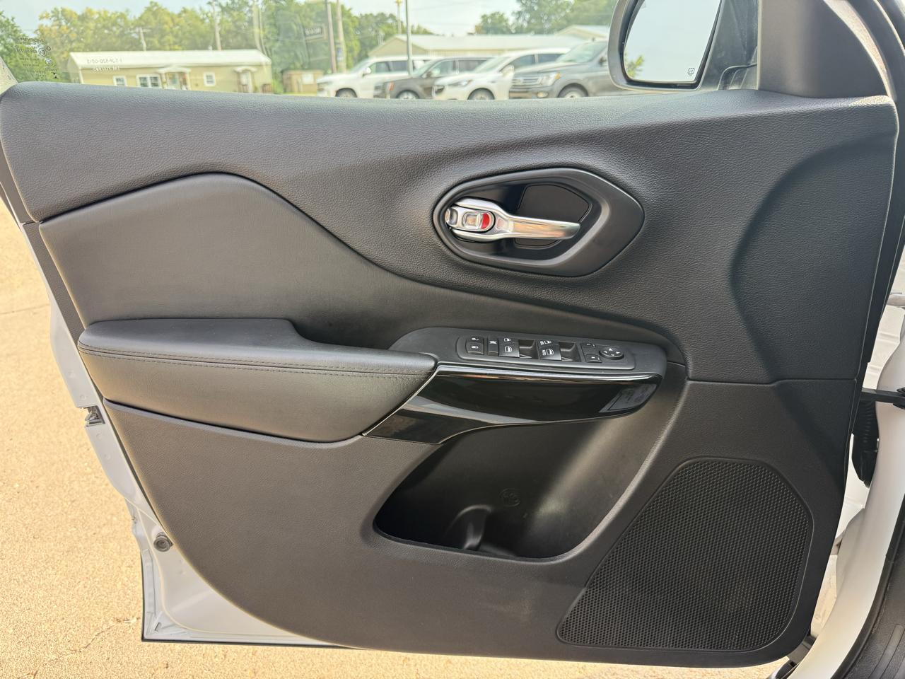 Jeep Cherokee Altitude FWD 2021