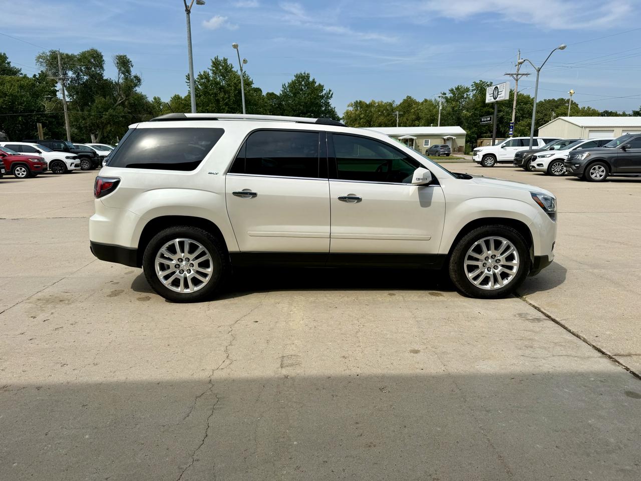 GMC Acadia AWD 4dr SLT w/SLT-1 2015