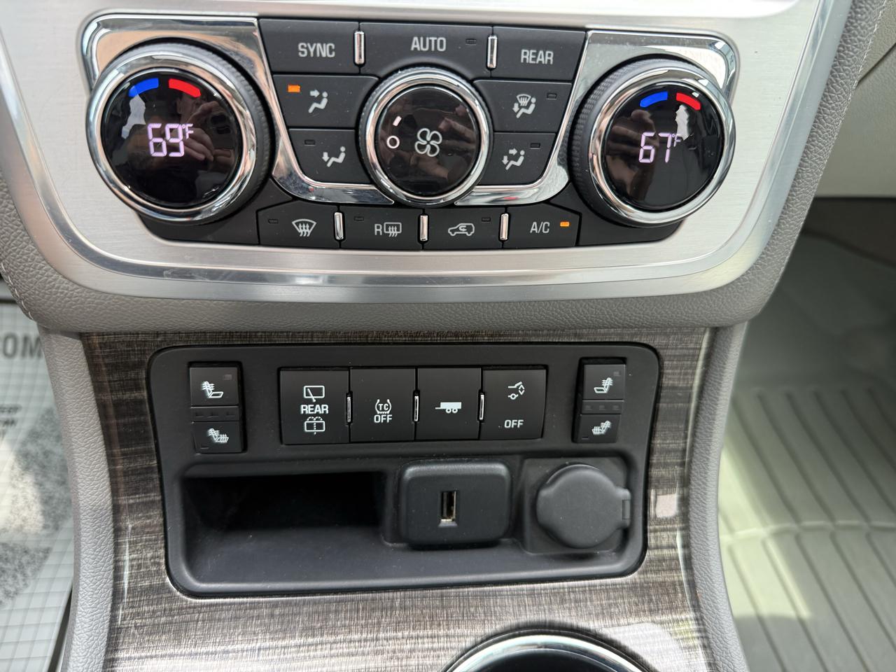 GMC Acadia AWD 4dr SLT w/SLT-1 2015