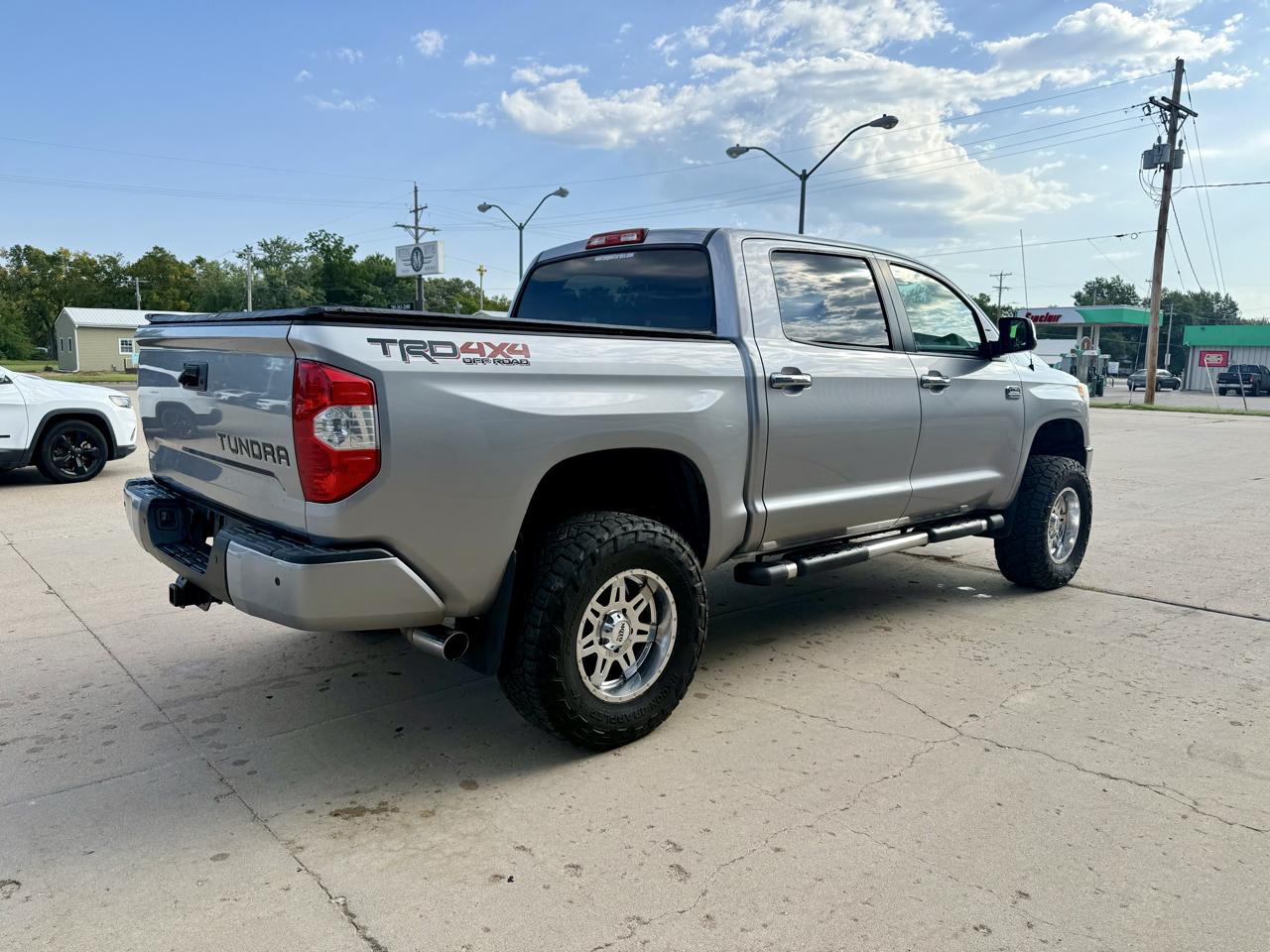 Toyota Tundra 4WD 1794 Edition CrewMax 5.5' Bed 5.7L FFV (Natl) 2017