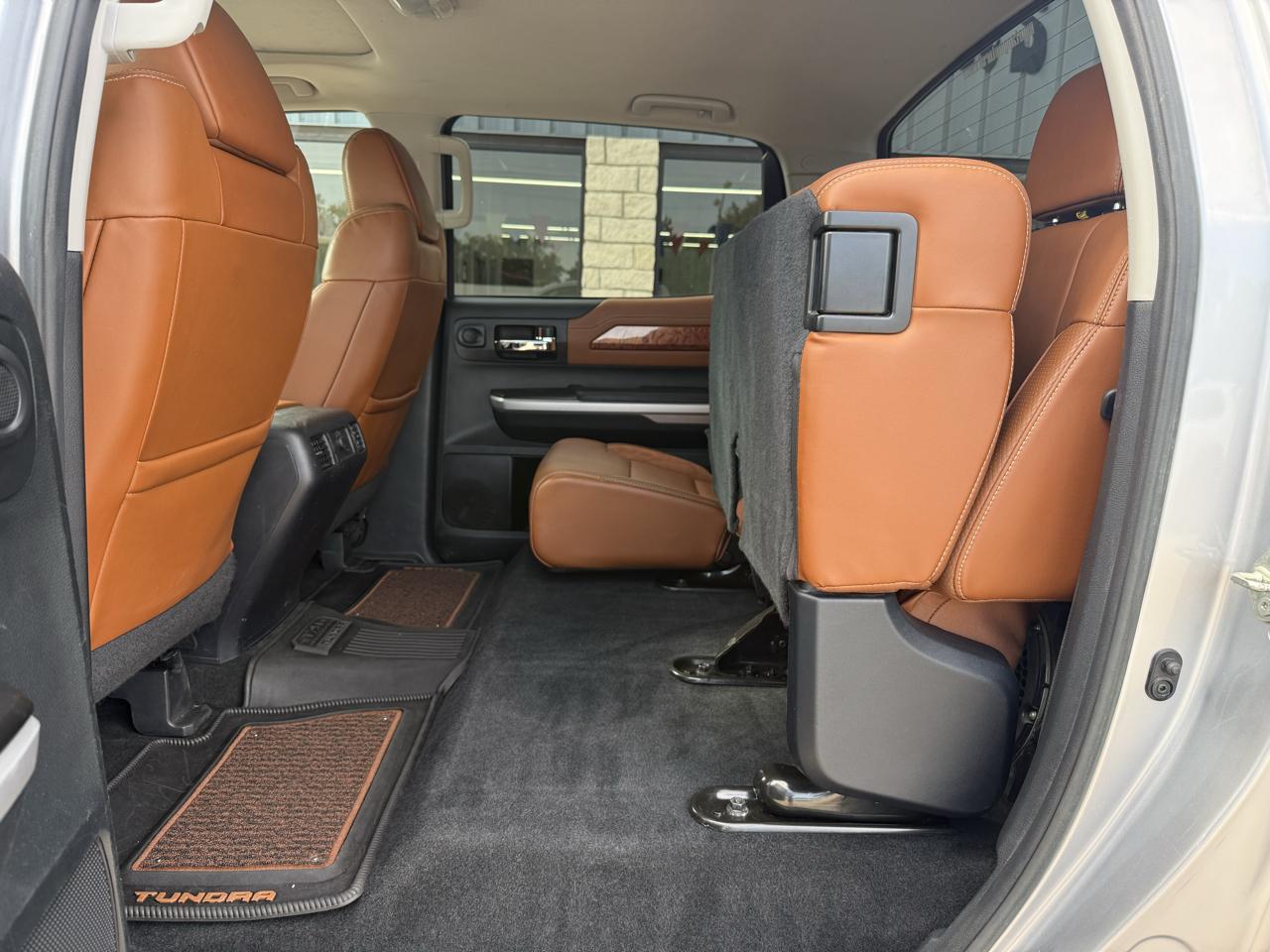Toyota Tundra 4WD 1794 Edition CrewMax 5.5' Bed 5.7L FFV (Natl) 2017