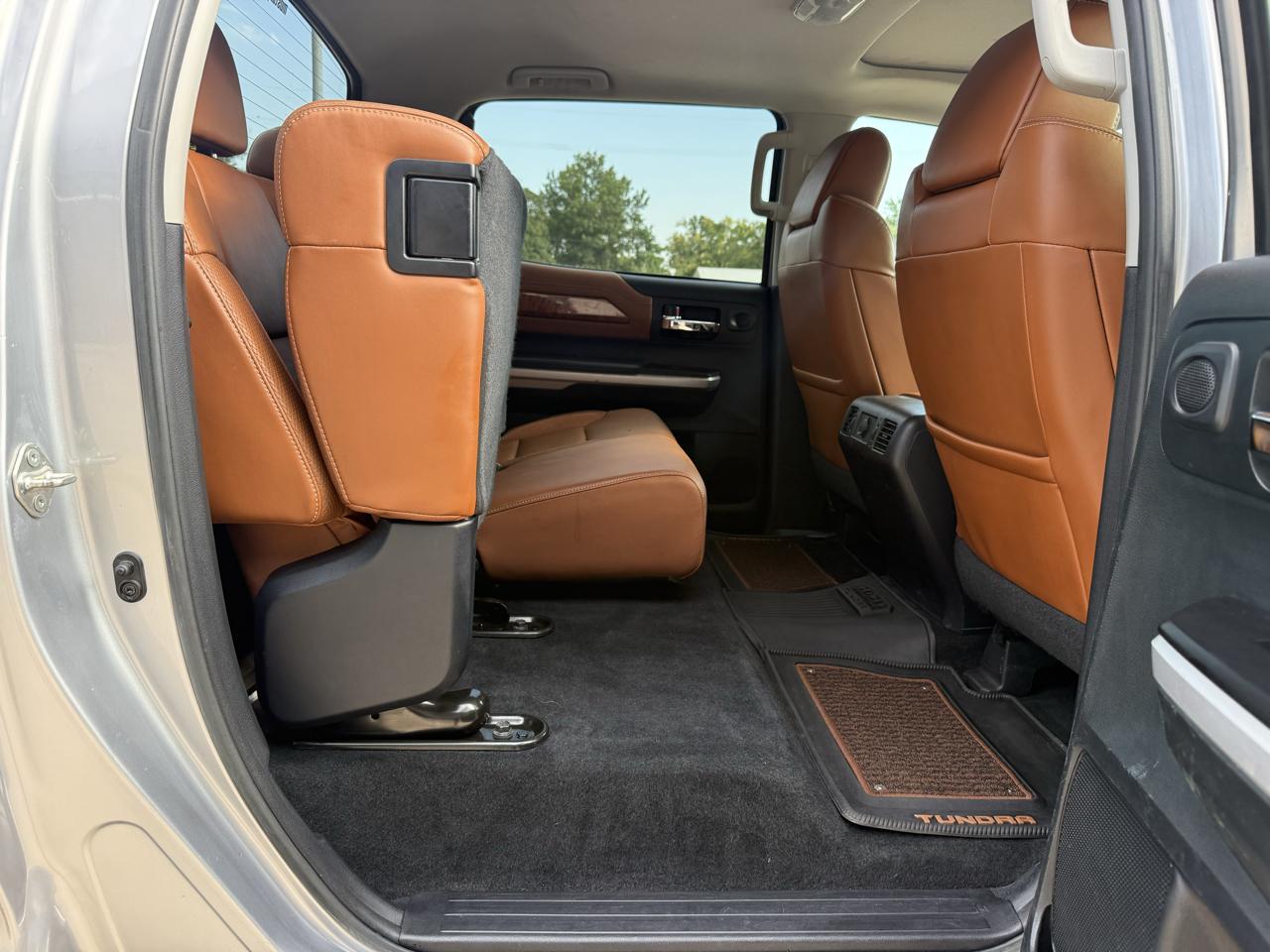 Toyota Tundra 4WD 1794 Edition CrewMax 5.5' Bed 5.7L FFV (Natl) 2017