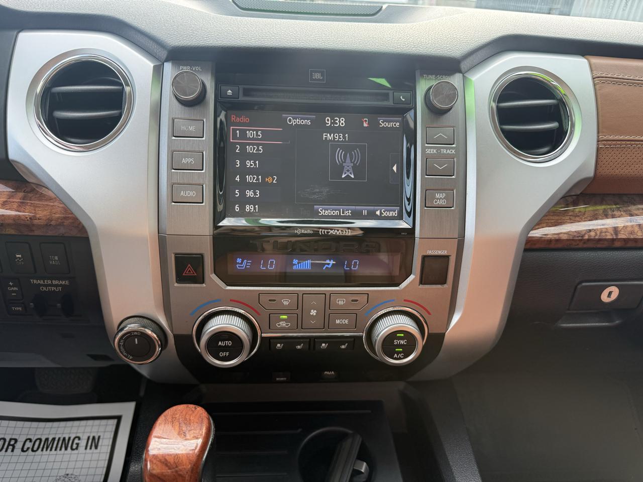 Toyota Tundra 4WD 1794 Edition CrewMax 5.5' Bed 5.7L FFV (Natl) 2017