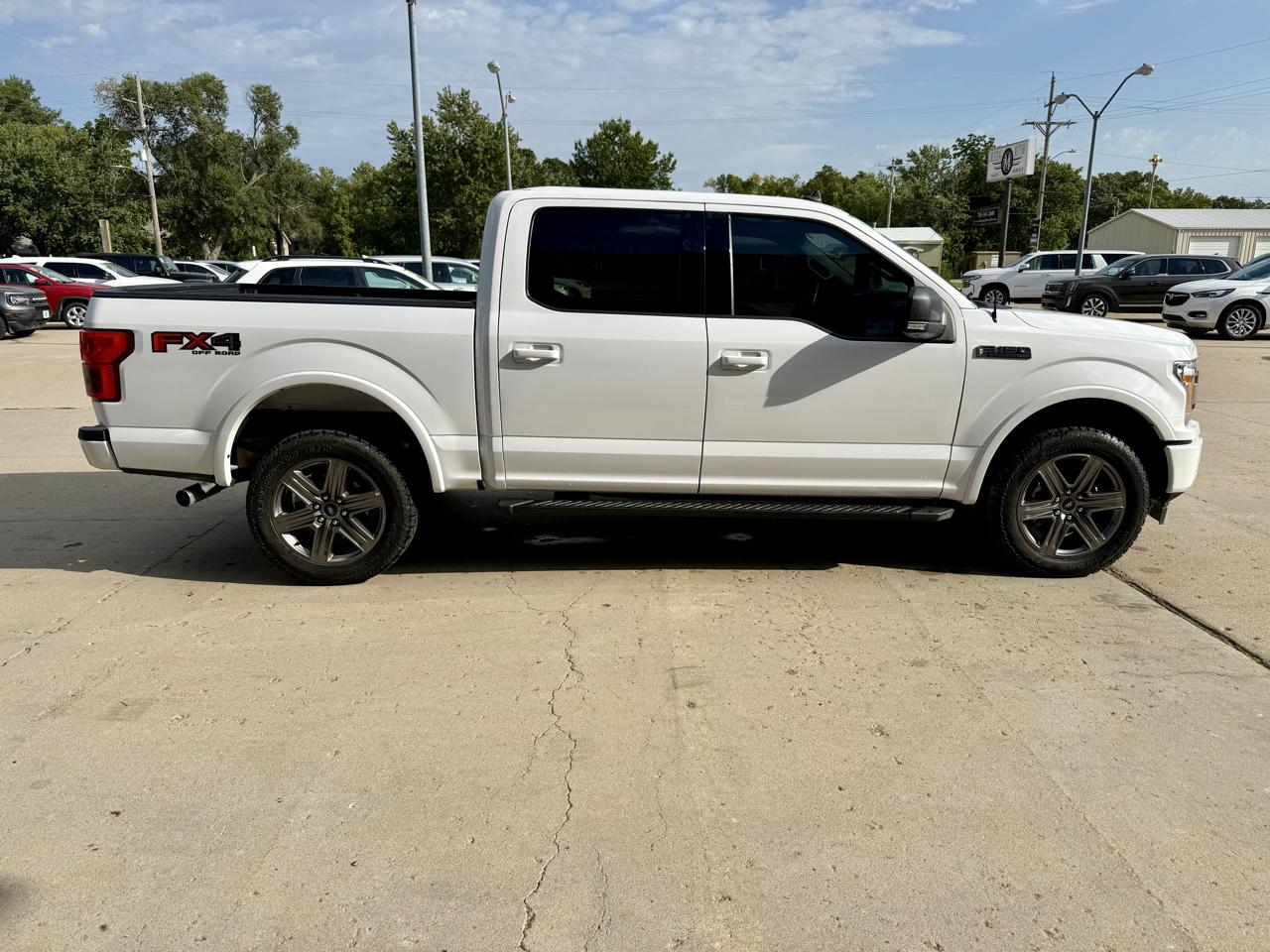 Ford F-150 XLT 4WD 2020