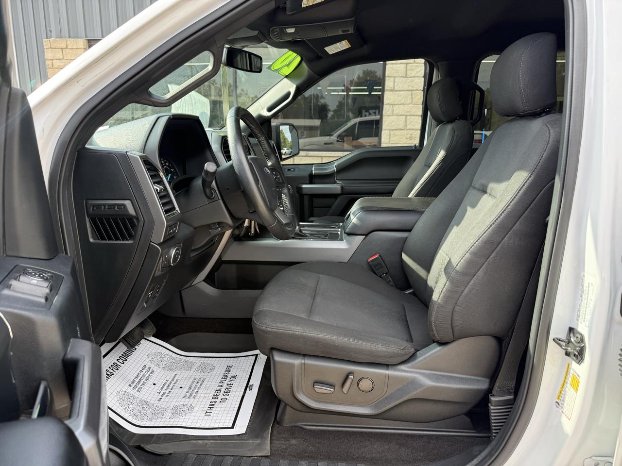 Ford F-150 XLT 4WD 2020