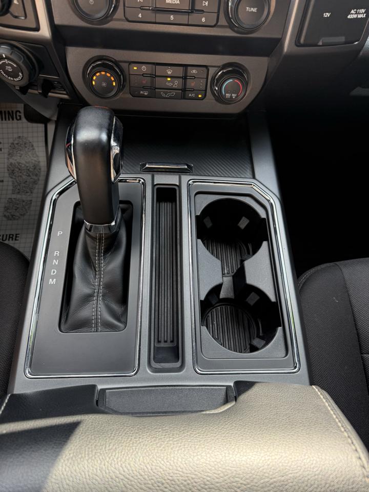 Ford F-150 XLT 4WD 2020