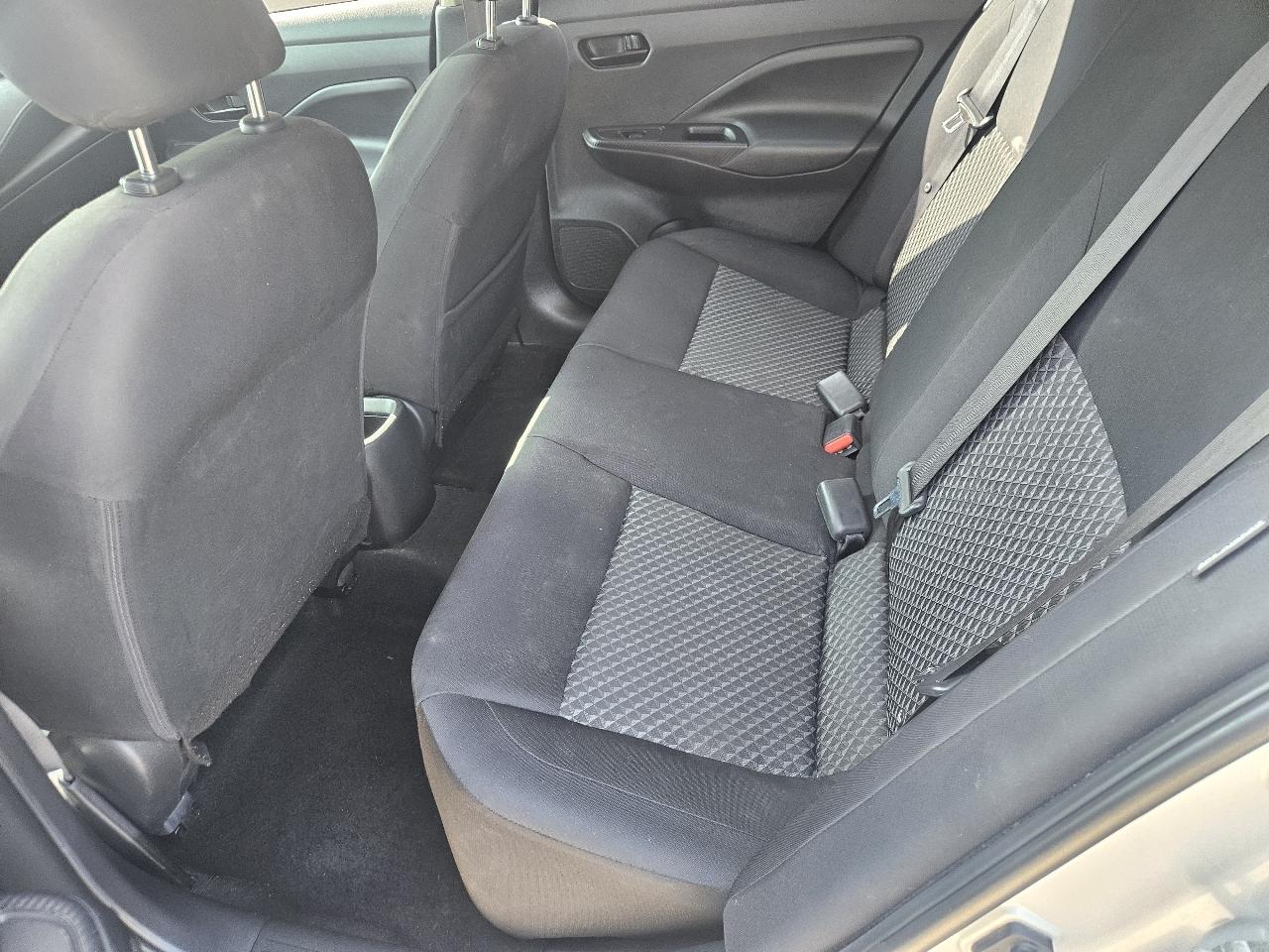 Nissan Versa S CVT 2021