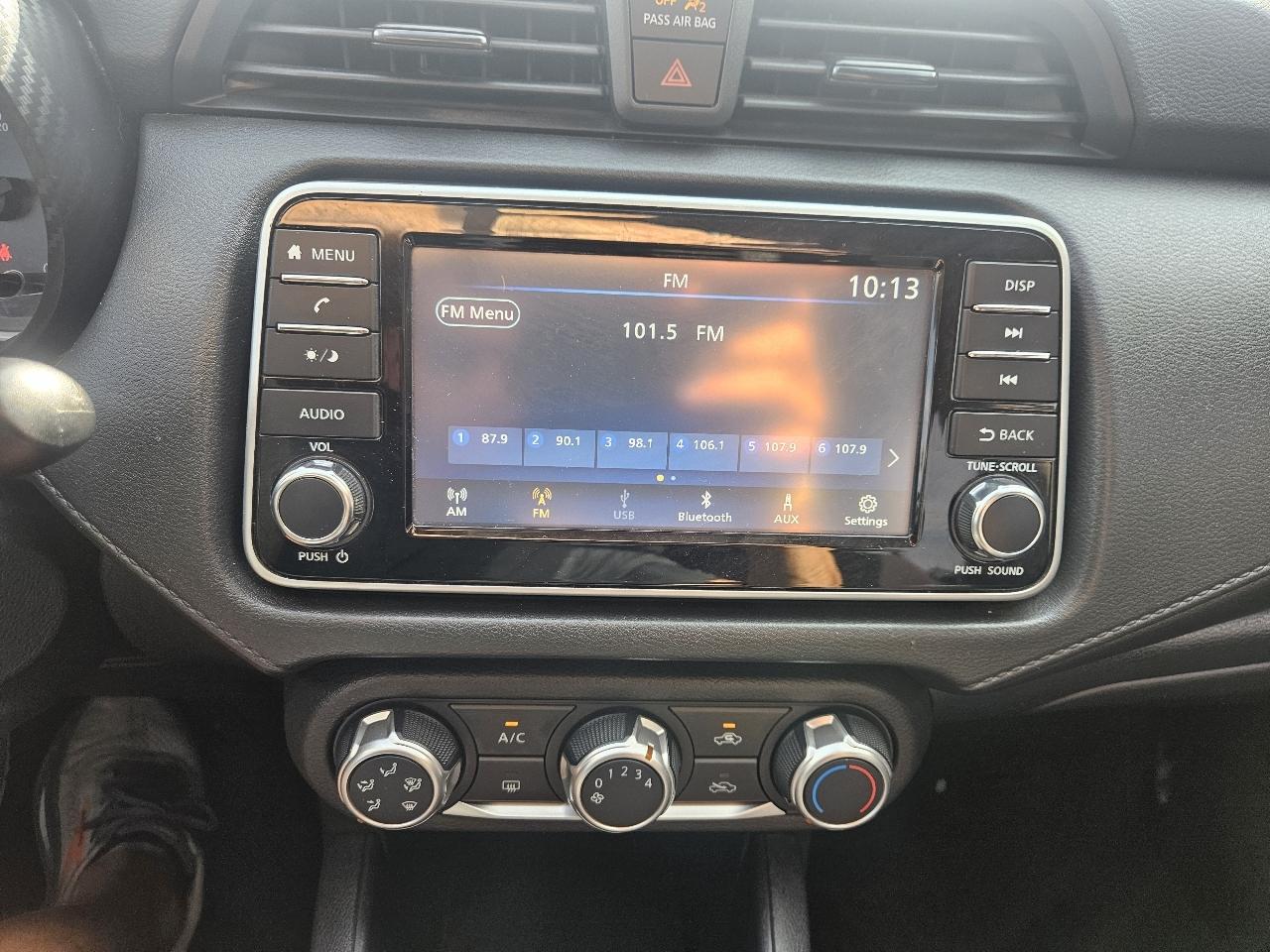 Nissan Versa S CVT 2021