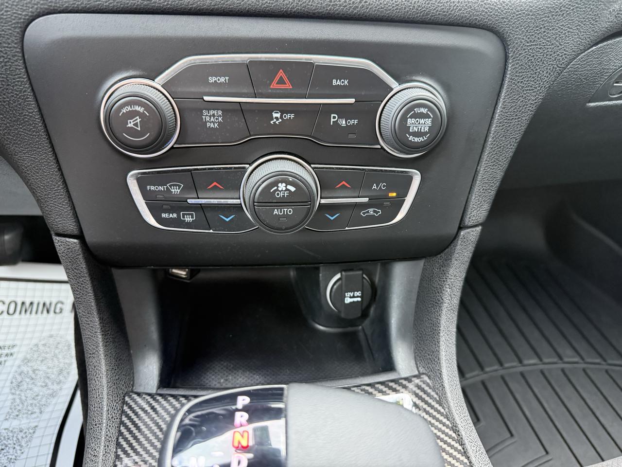 Dodge Charger 4dr Sdn Road/Track RWD 2015