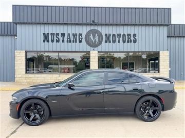 2015 Dodge Charger 4dr Sdn Road/Track RWD